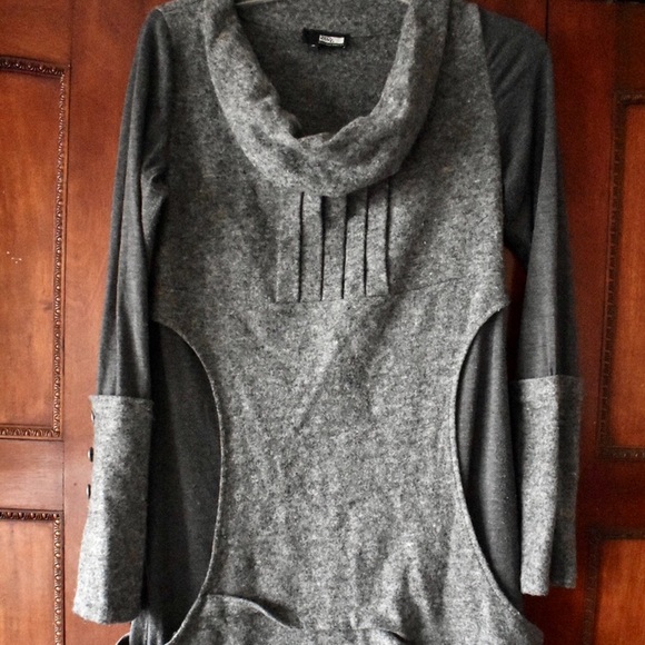 Deux Mill Vingt Six Grey Sweater Dress with Button - Picture 1 of 6